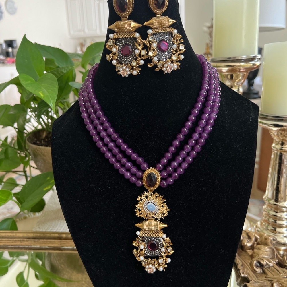Elegant Purple and Gold semi precious jewellery Set